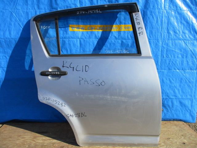Used Toyota Passo DOOR GLASS REAR RIGHT